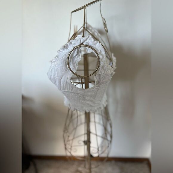 Princess Polly white smocked crop top with ruffle detail size 6 - Picture 10 of 11